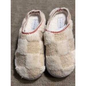Gwden Slippers Cream Checkered Fake Fur Red Accent Size 7/8